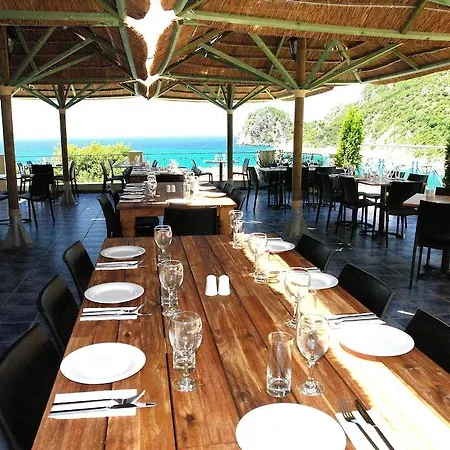 Ithea Hotel