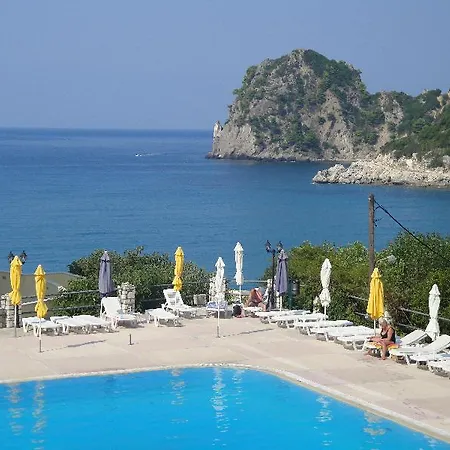 Ithea Hotel 4*