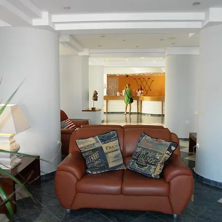 Ithea Hotel